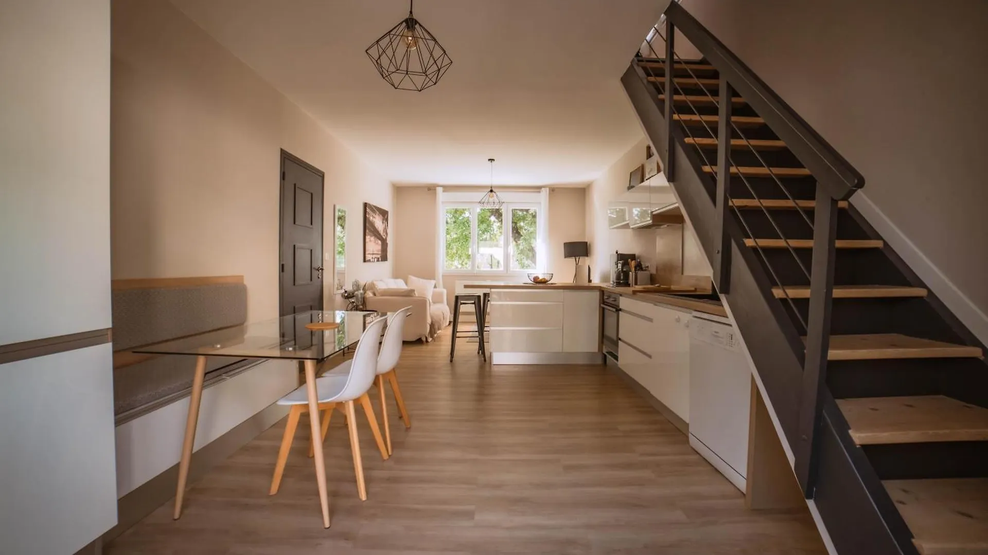 La Parenthese Cosy Jacuzzi & Charme Villa Aubenas 0*,  France